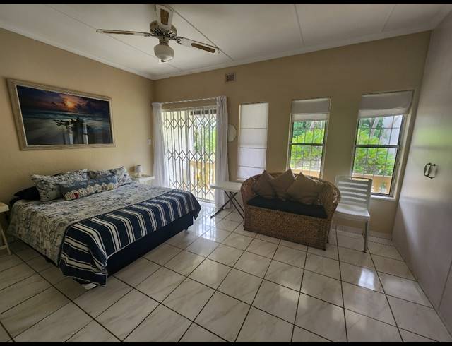 3 BEDROOM TOWNHOUSE FOR SALE IN MANABA BEACH